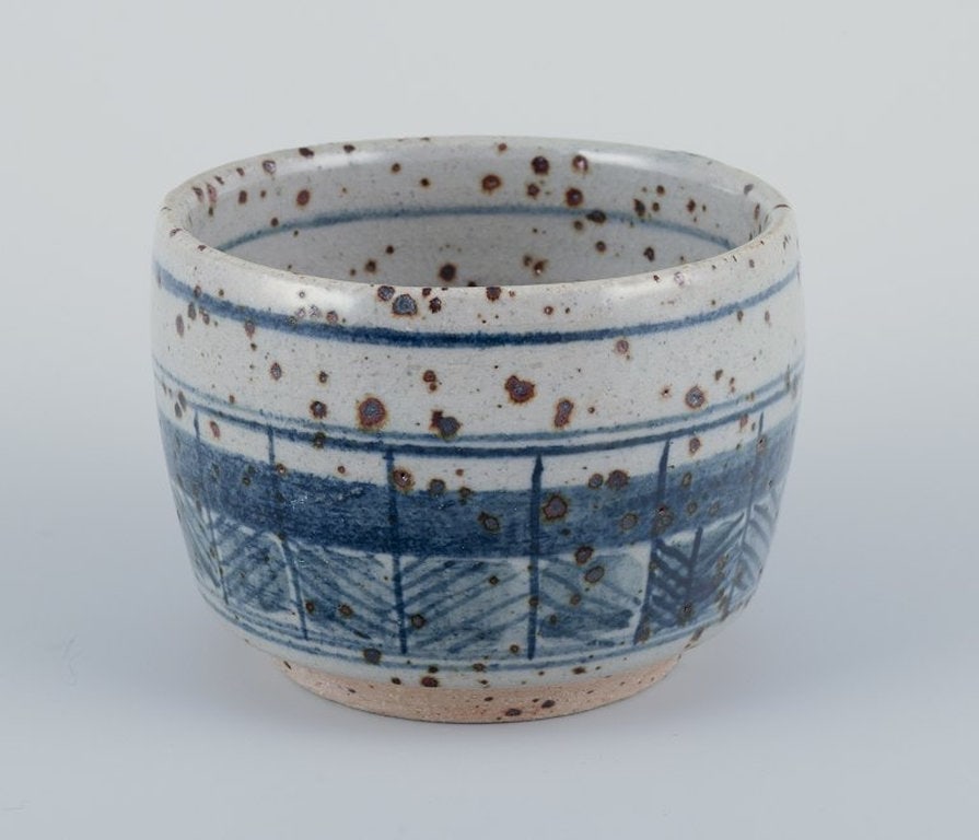 Gerd Hjort Petersen for Royal Copenhagen. Small unique vase in stoneware. 1966. - 2