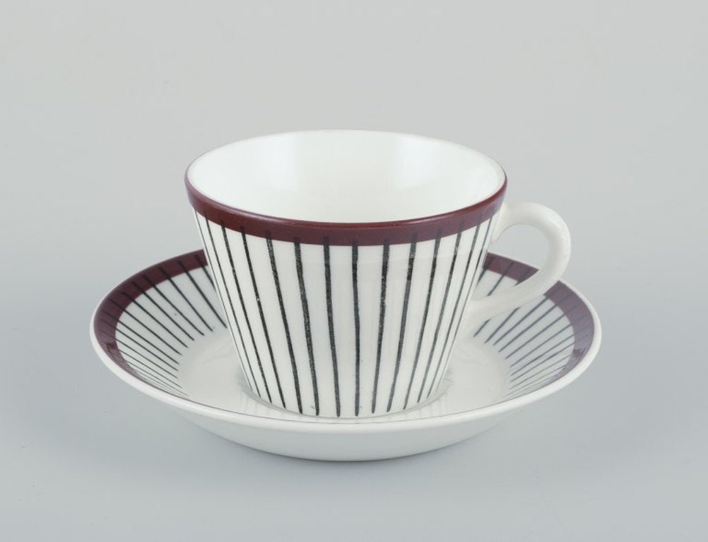 Stig Lindberg for Gustavsberg, Sweden. A set of four 'Spisa Ribb' coffee cups and saucers in - 3