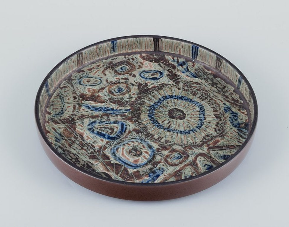 Niels Thorsson for Royal Copenhagen. Low 'Baca' bowl in earthenware. Ca. 1970. - 2