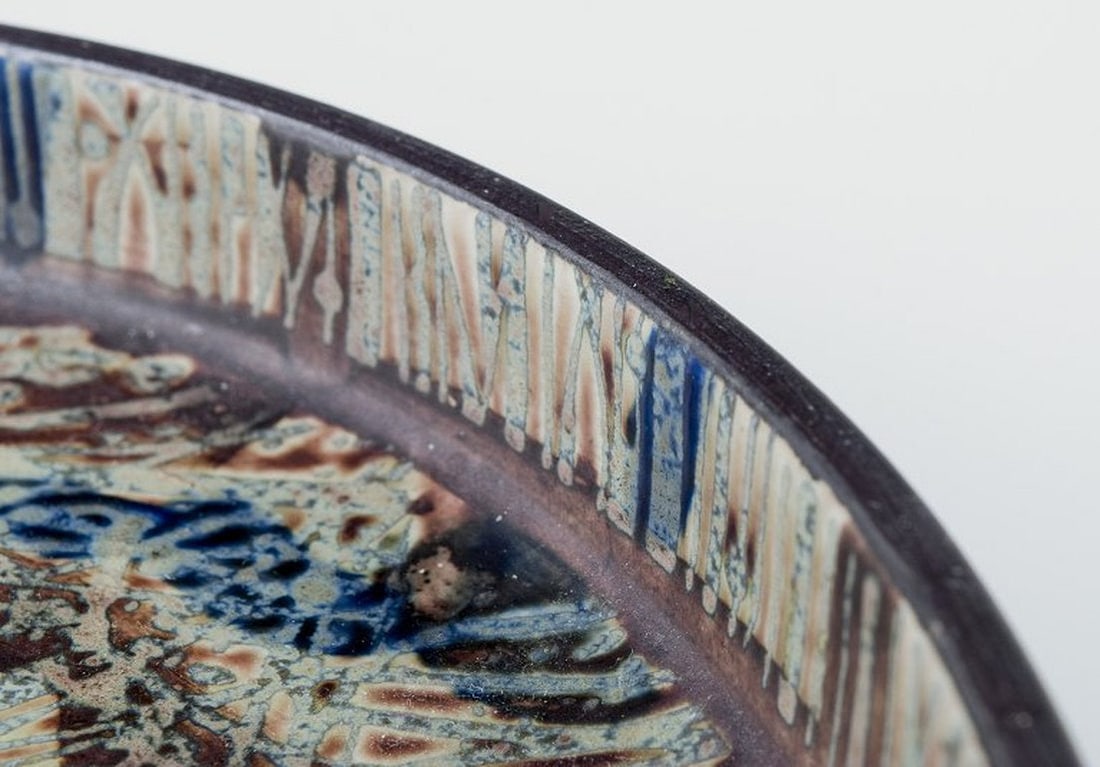 Niels Thorsson for Royal Copenhagen. Low 'Baca' bowl in earthenware. Ca. 1970. - 6