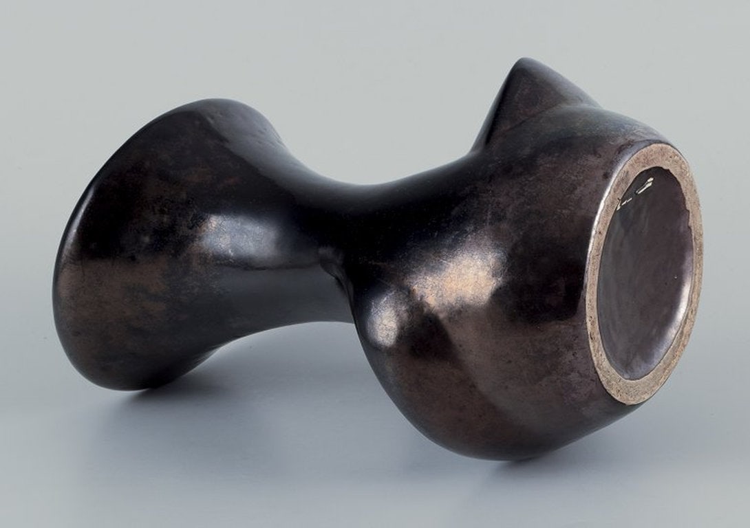 French ceramicist. Large ceramic vase. Organic shape. Circa 1970. - 7