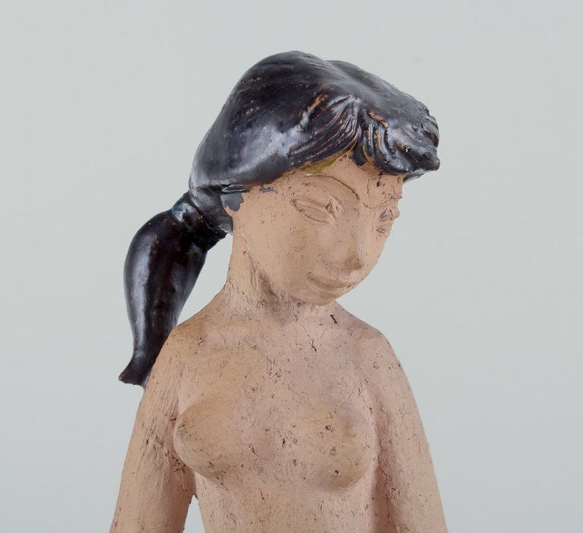 Helge Christoffersen, own workshop. Unique figure of partially glazed earthenware. Mid 20th century. - 5