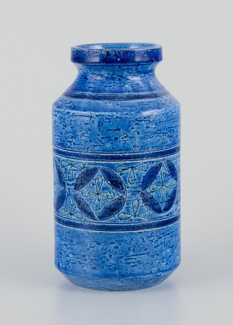 Aldo Londi for Bitossi, Italy. Large vase in Rimini blue glazed ceramic with geometric patterns. - 3