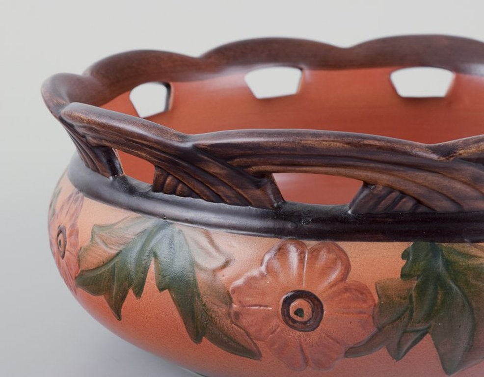 Ipsens Enke, Denmark. Large ceramic bowl with an openwork rim in the shape of branches. 1920s/30s. - 6
