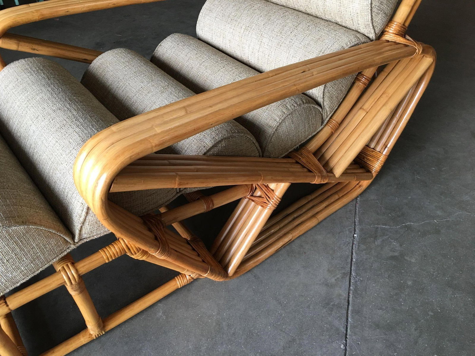 Restored 1940s Rattan 2 Piece Square Pretzel 4-Strand Chaise Lounge - 3