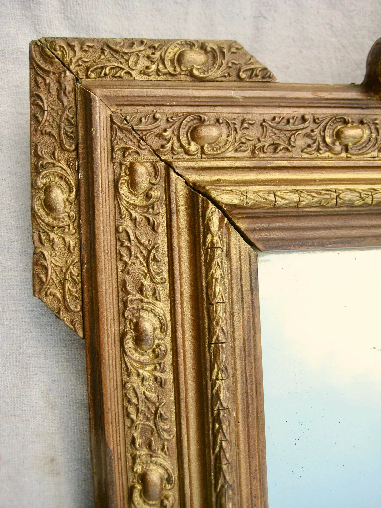 Mid 19th Century French Napoleon III Gilded Mirror - 5