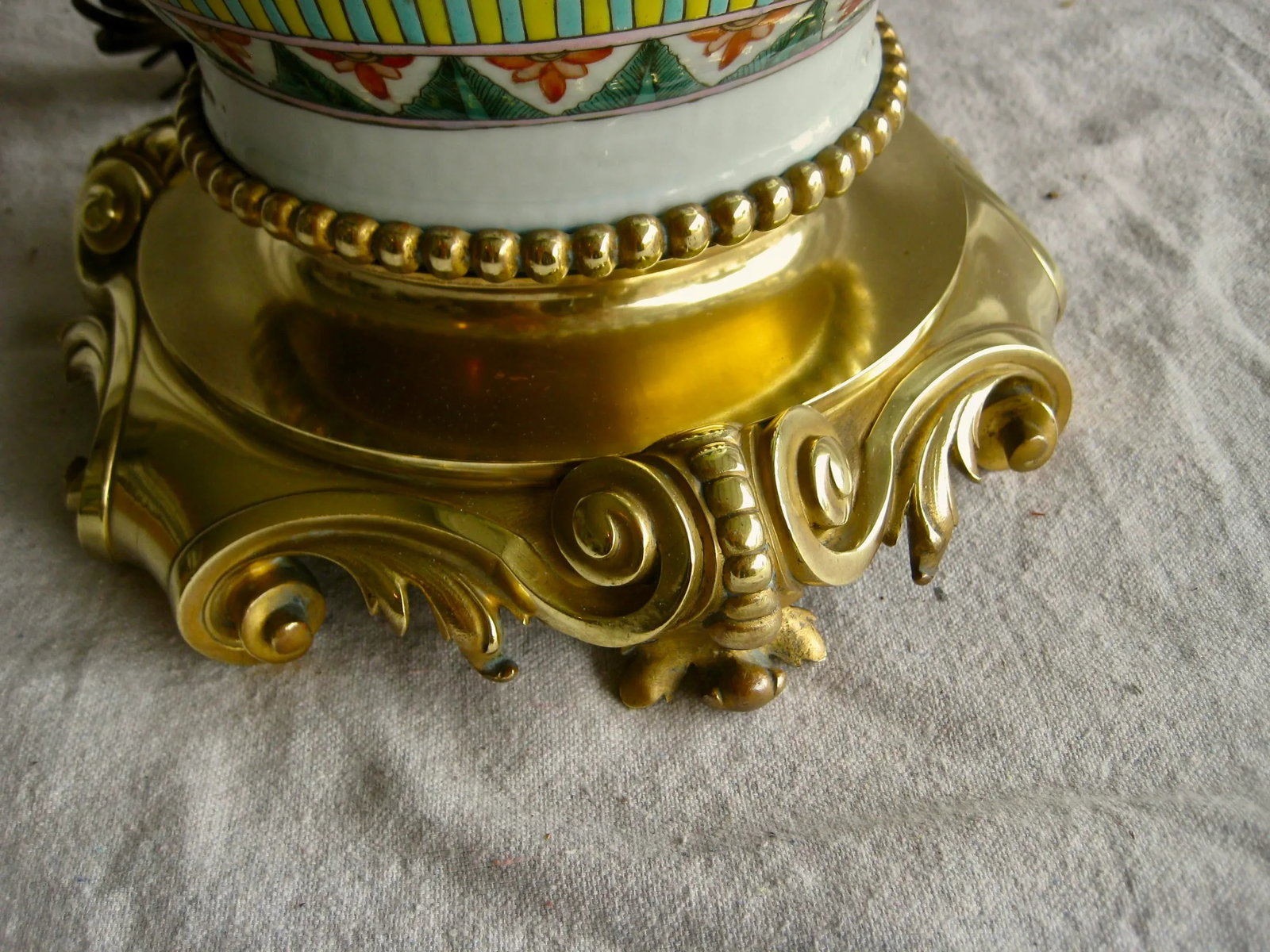 19th Century Large Chinese Vase Bronze Mounted Lamp - 12