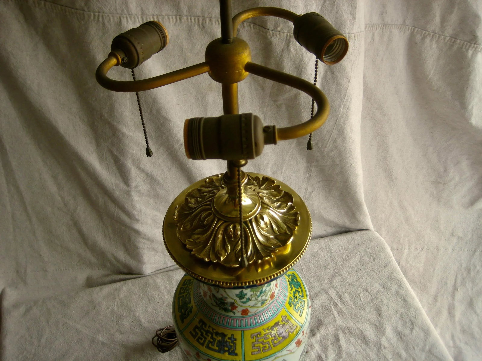 19th Century Large Chinese Vase Bronze Mounted Lamp - 7
