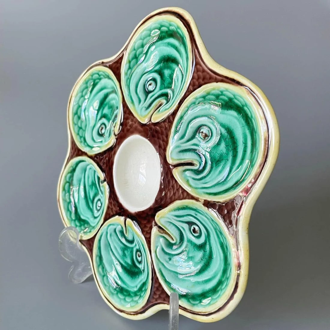 19th Century Wedgwood Majolica Fish Heads Oyster Plate - 5
