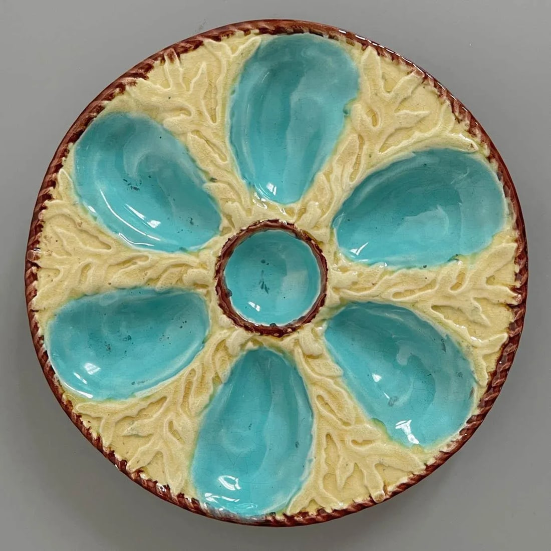 19th Century English Fielding Majolica Oyster Plate - 4