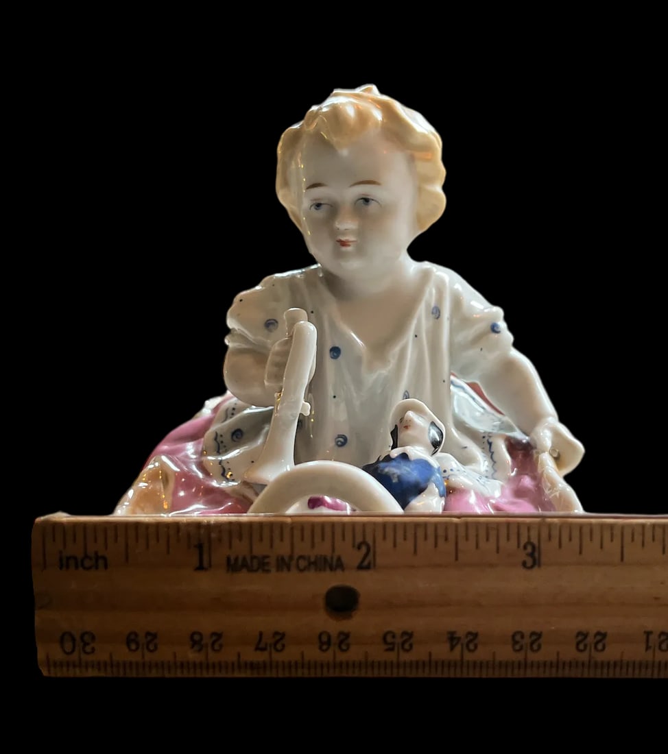 Antique 1880s Porcelain Fairing Trinket Memento Box Baby in Basket - 12