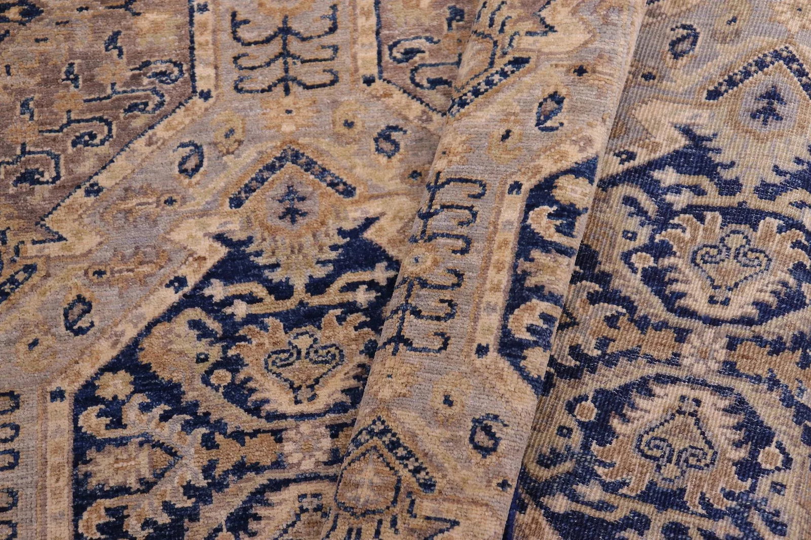 Oriental Ziegler Blue Beige Hand-Knotted Wool Rug - 4'11'' X 6'7'' - 7