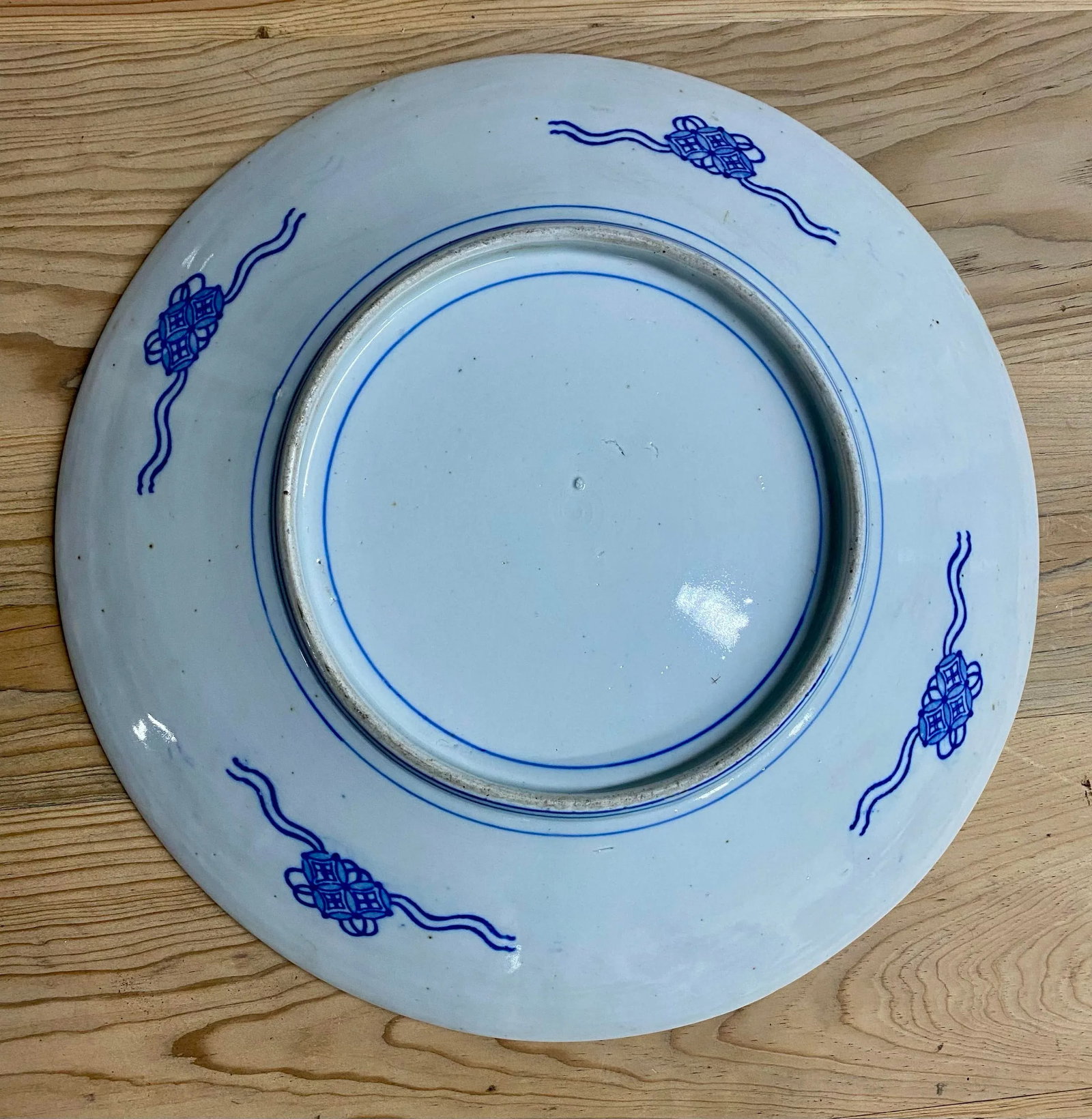 Early 20th Century Japanese Hand Painted Blue and White Porcelain Charger Plate With Pictorial Sprin - 6