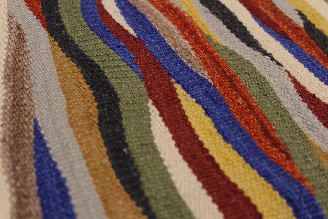 Abstract Kilim Hand-Woven Wool Rug -5'1 X 6'8 - 3