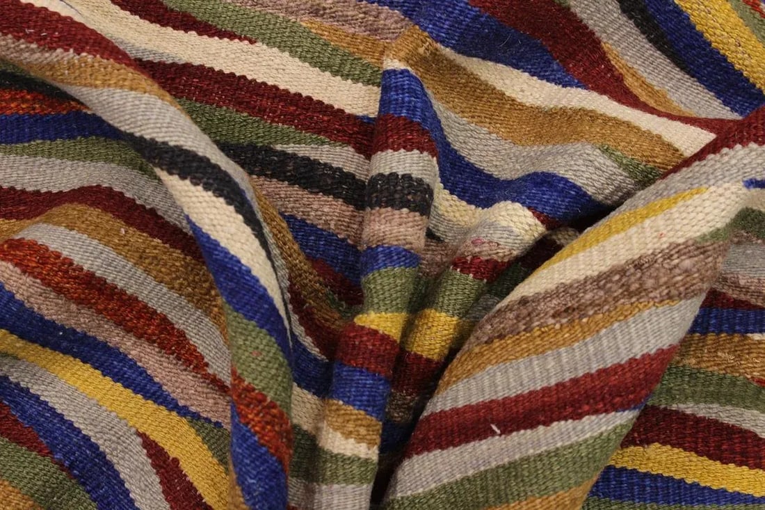 Abstract Kilim Hand-Woven Wool Rug -5'1 X 6'8 - 6