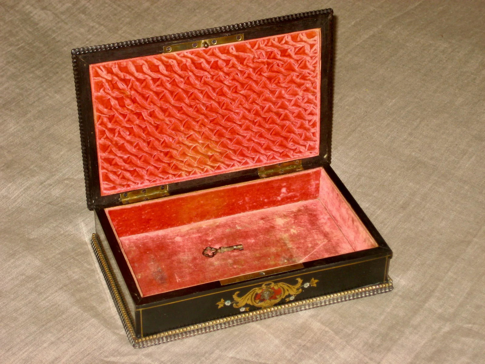 Mid 19th Century Napoleon III Boulle Style Ormolu Jewelry Box - 3