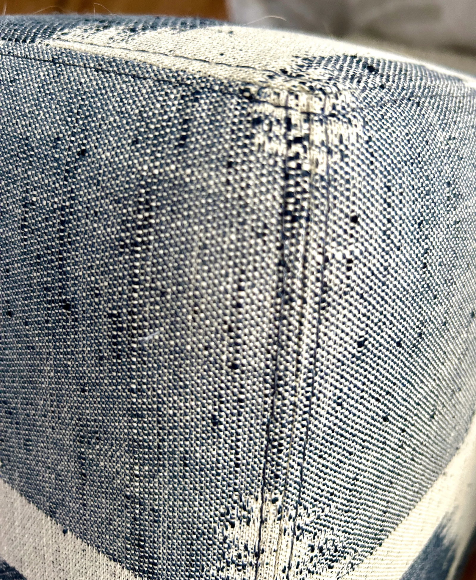 Lee Industries Cabot Denim Woven Ikat Honeycomb Pattern Fabric Cover Rolling Cocktail Ottoman Stool, - 7