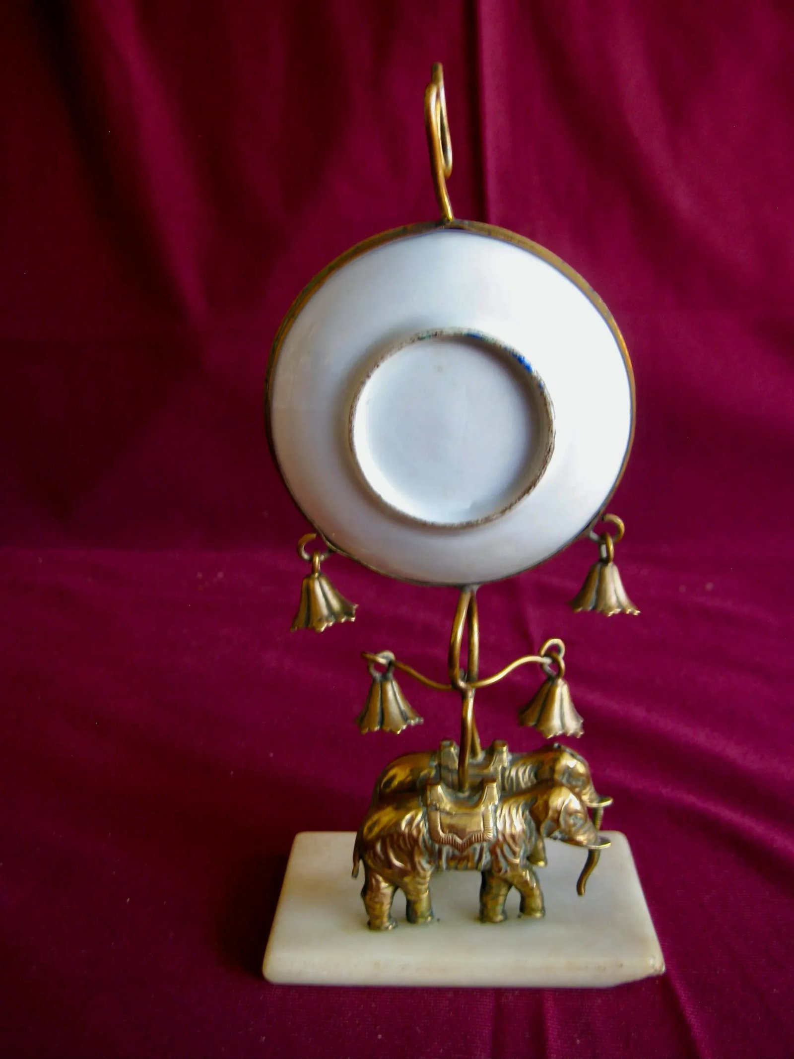 Mid 19th Century French Napoleon III Porcelain Pocket Watch Holder With an Elephant - 6