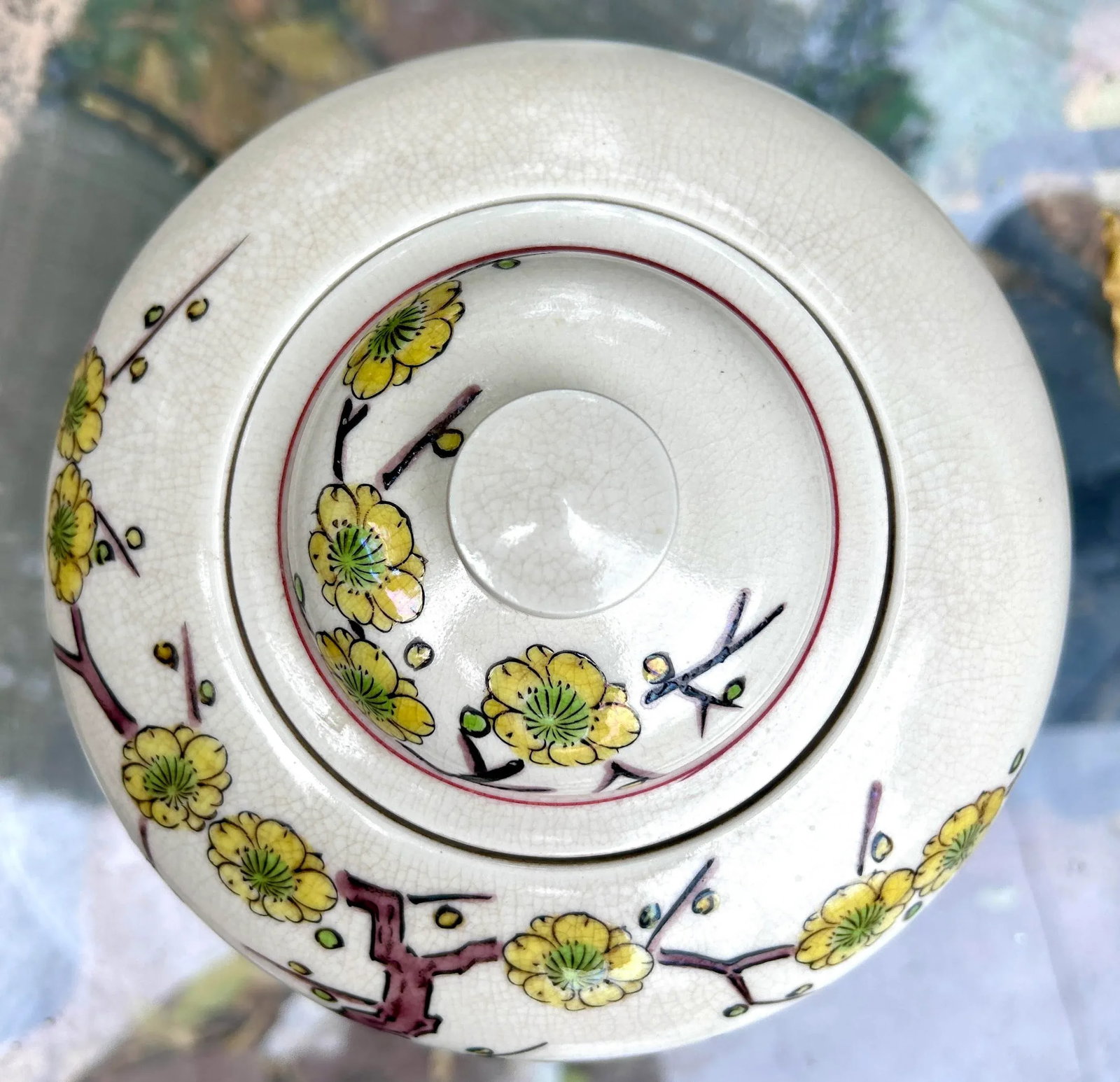 Vintage Chinoiserie Ceramic Porcelain Jar With Rooster, Hen and Flowers - 9