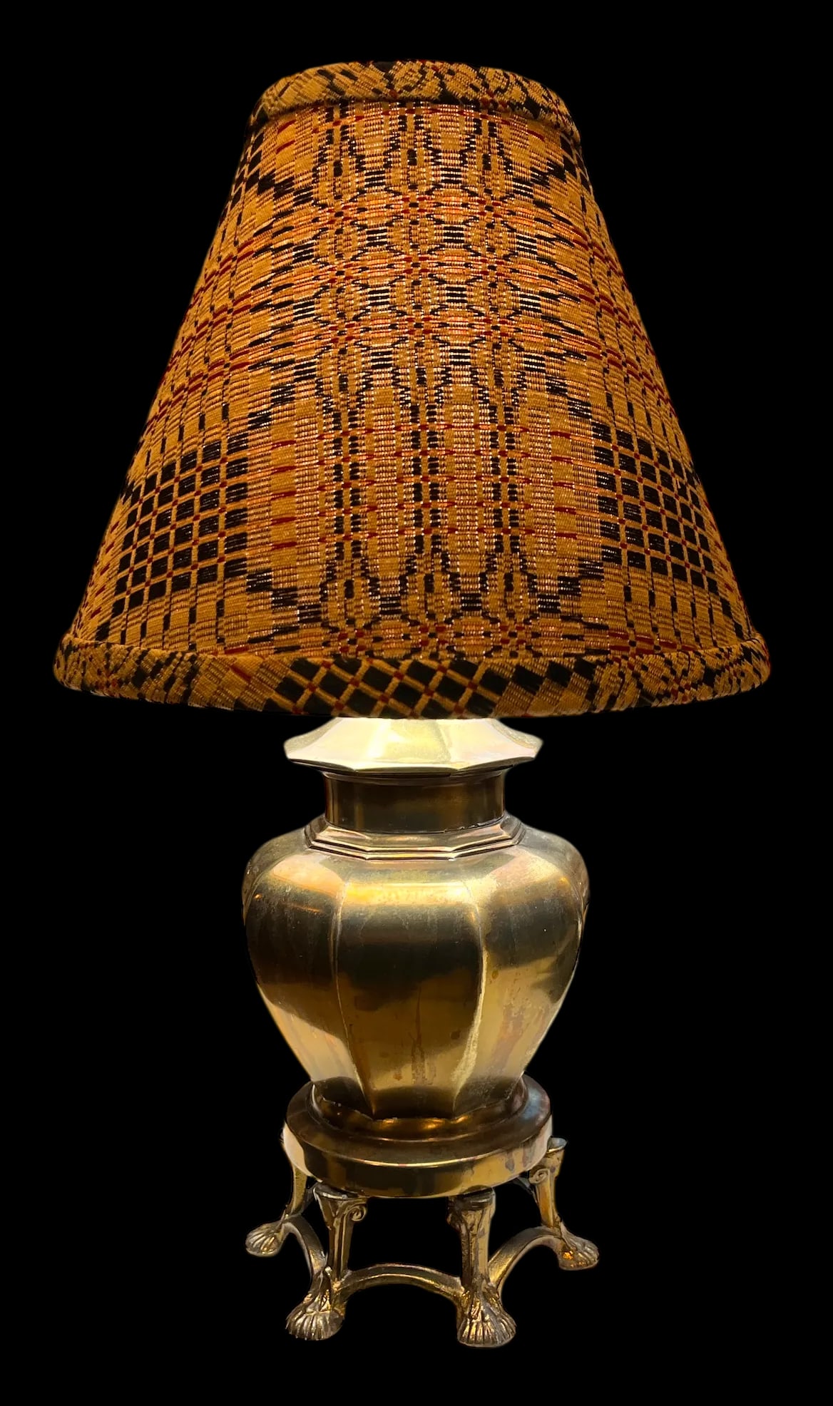 1960s Brass Chinoiserie Ginger Jar Lamp Accent Lamp Footed Lion Paws Cloth Lampshade - 2
