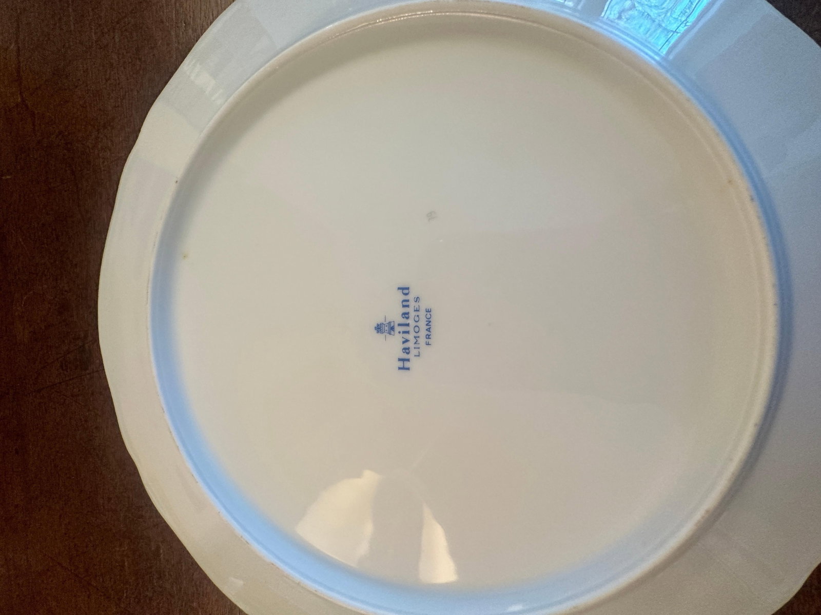 Mid 20th Century Set of 12 Havilland- Limoges Dinner Plates, Six Fish and Crustacean Designs - 7