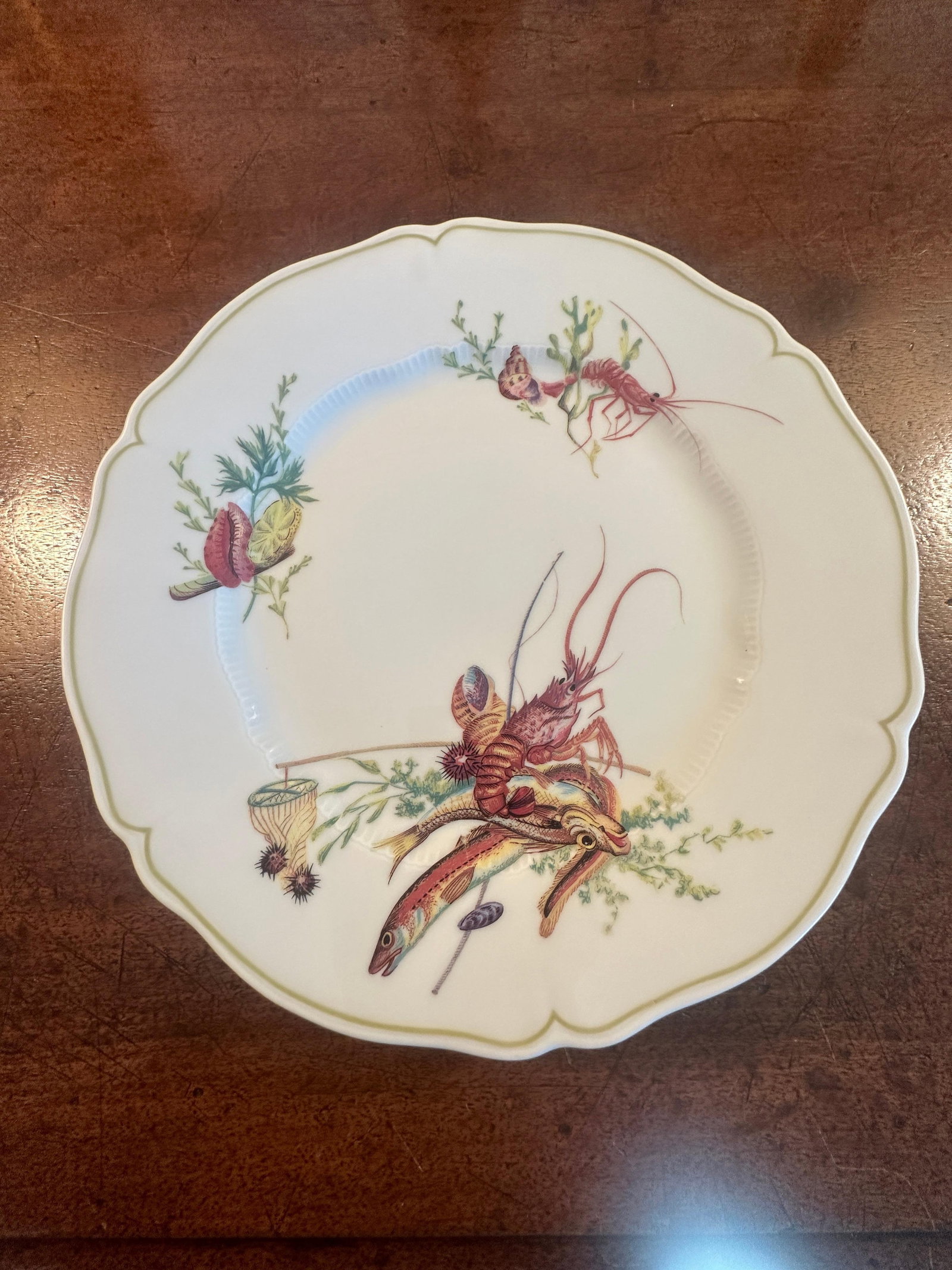 Mid 20th Century Set of 12 Havilland- Limoges Dinner Plates, Six Fish and Crustacean Designs - 8