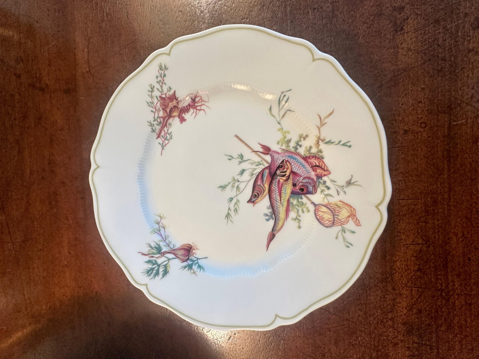 Mid 20th Century Set of 12 Havilland- Limoges Dinner Plates, Six Fish and Crustacean Designs - 9