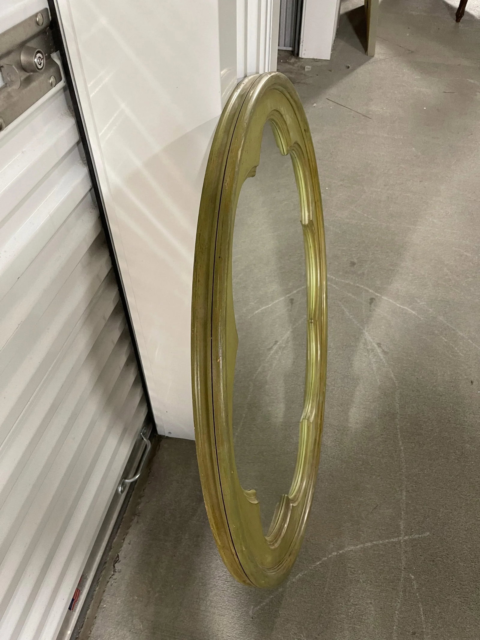 Round Green Washed Mirror, 21st Century - 4