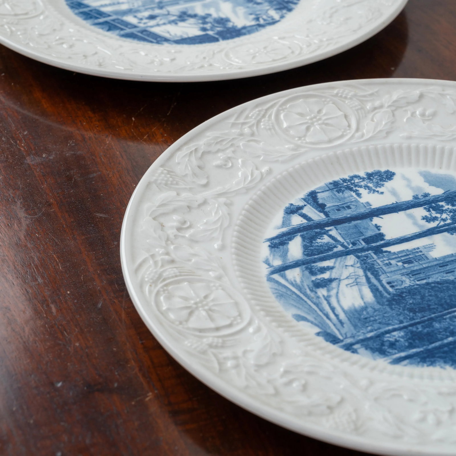 A Pair of Duke University Wedgwood Dinner Plates - 2