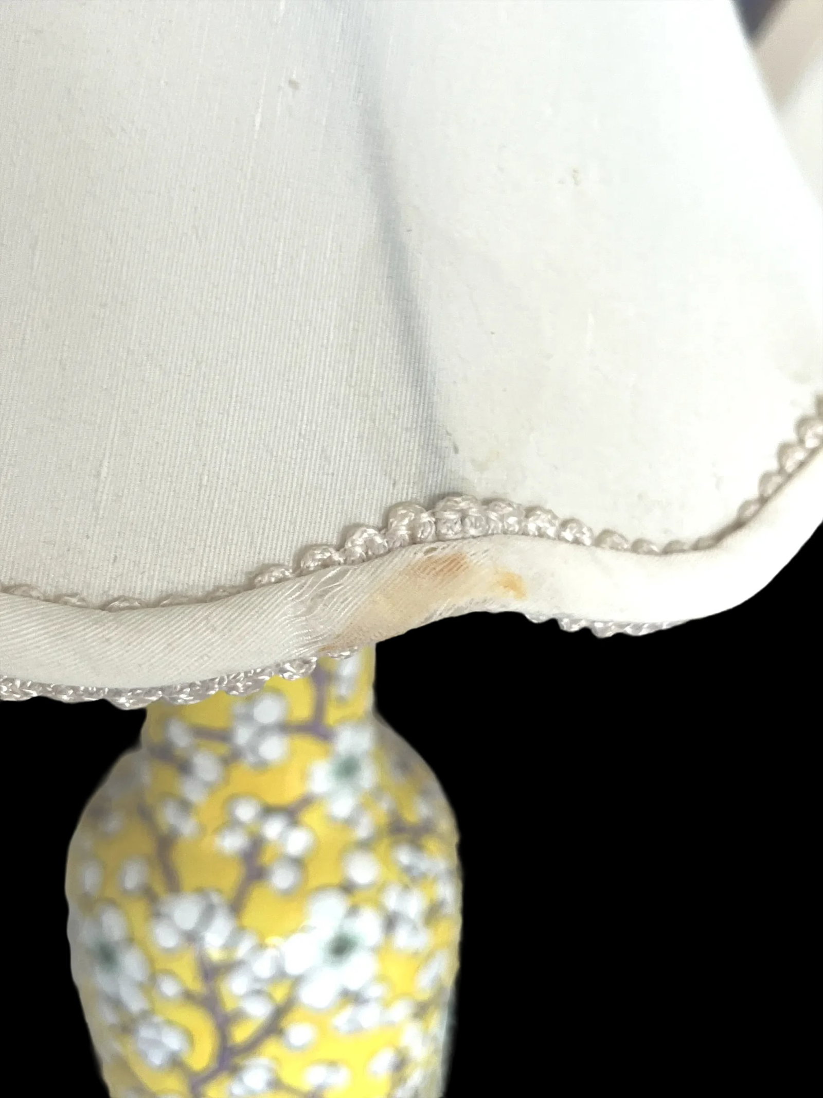 Vintage Yellow Porcelain Lamps Hand-Painted Cherry Blossom Design With Scalloped Ivory Shades a Pair - 11