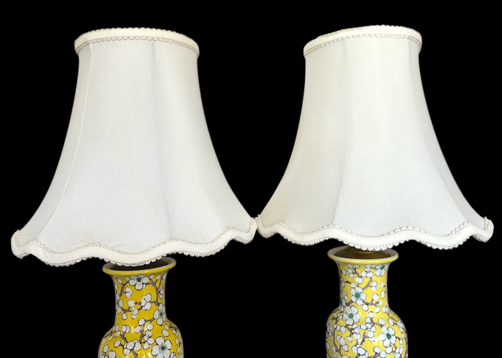 Vintage Yellow Porcelain Lamps Hand-Painted Cherry Blossom Design With Scalloped Ivory Shades a Pair - 4