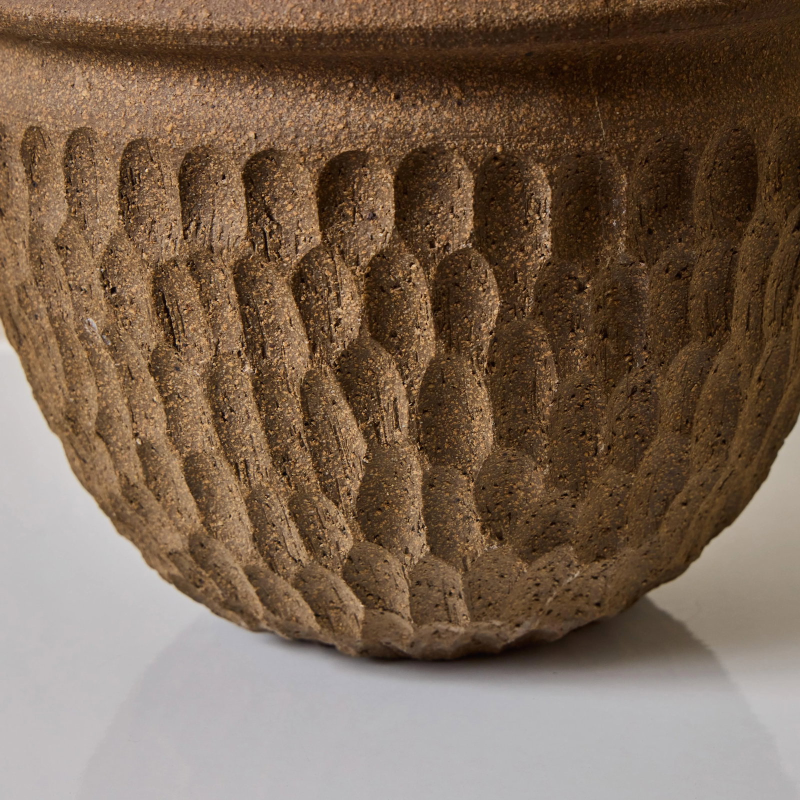 1960s Robert Maxwell Hand-Thrown 'Thumbprint' Stoneware Pot - 7