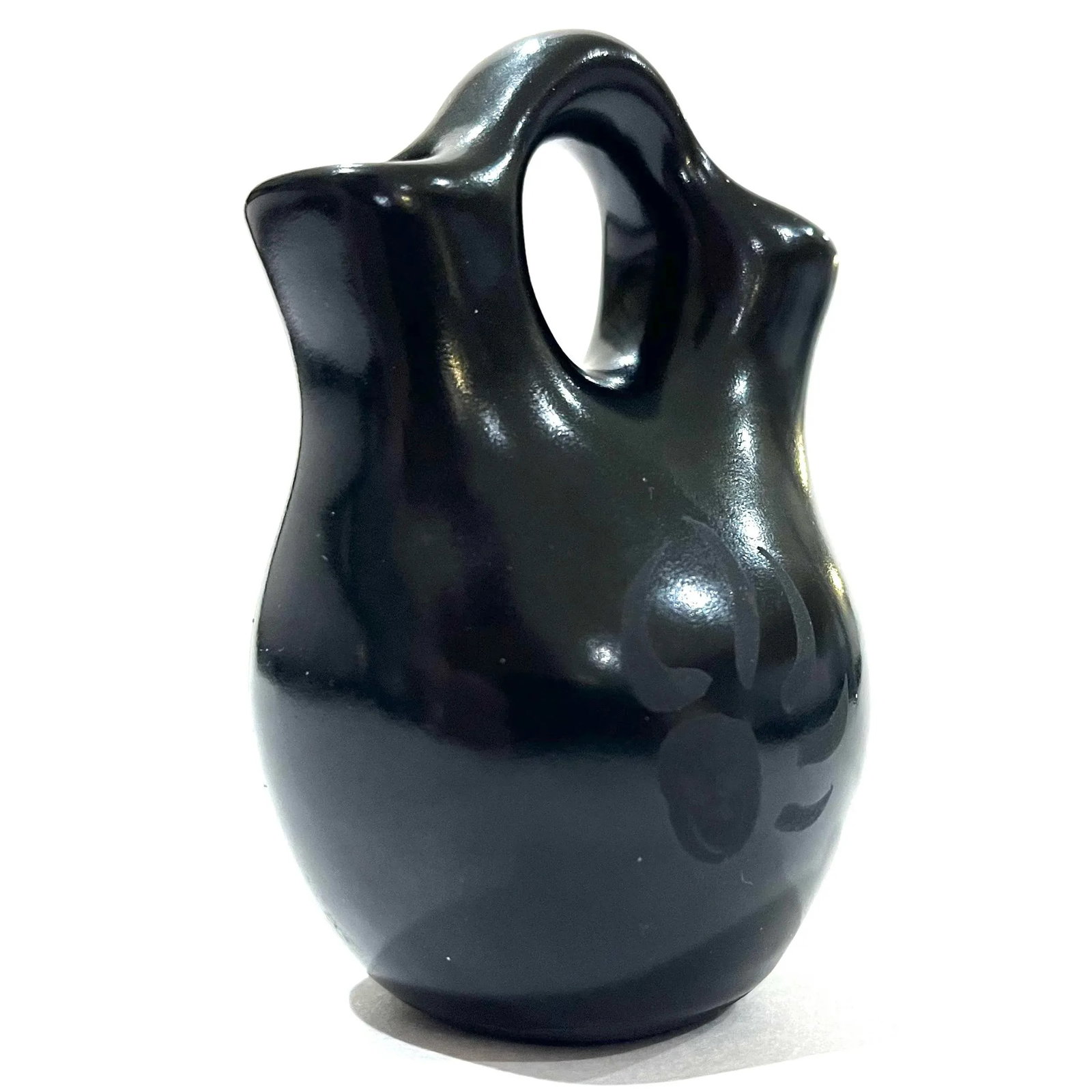 1990s Santa Clara Pueblo Blackware Pottery Wedding Vase - Signed Kinlicheni - 10