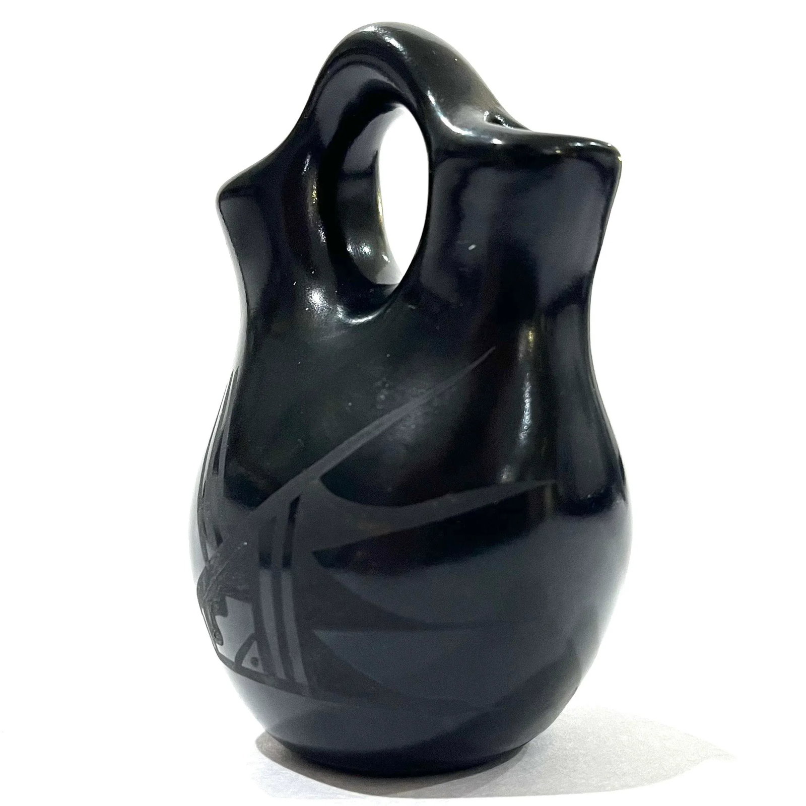 1990s Santa Clara Pueblo Blackware Pottery Wedding Vase - Signed Kinlicheni - 5