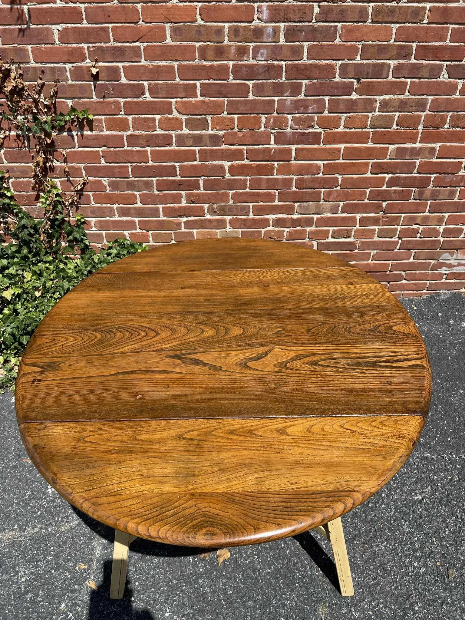 Early 20th Century Round Wooden Dining Table With 4 Ladder-Back Chairs - Set of 5 - 3
