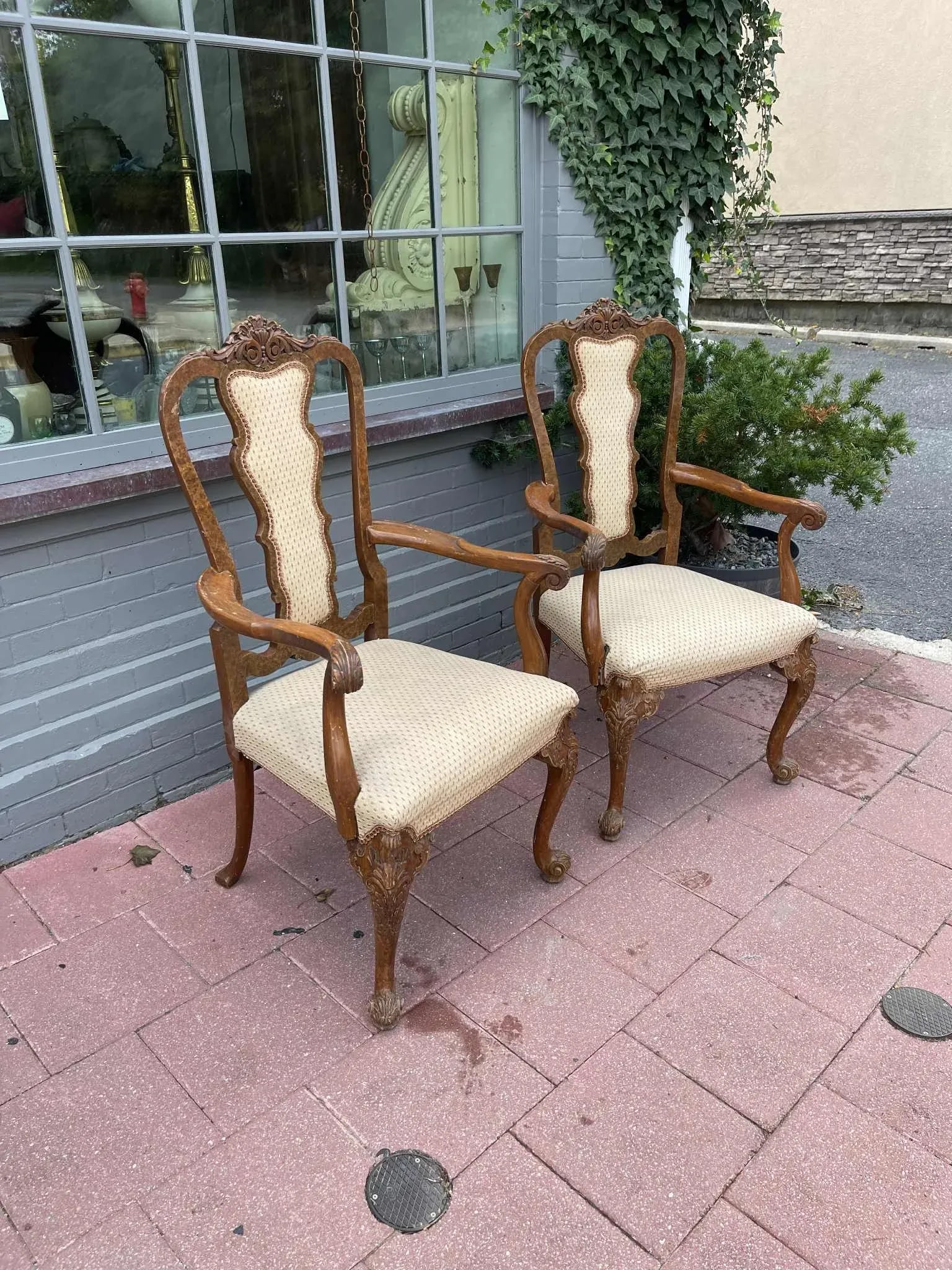 1930s Carved Queen Anne Pair of Armchairs - 2
