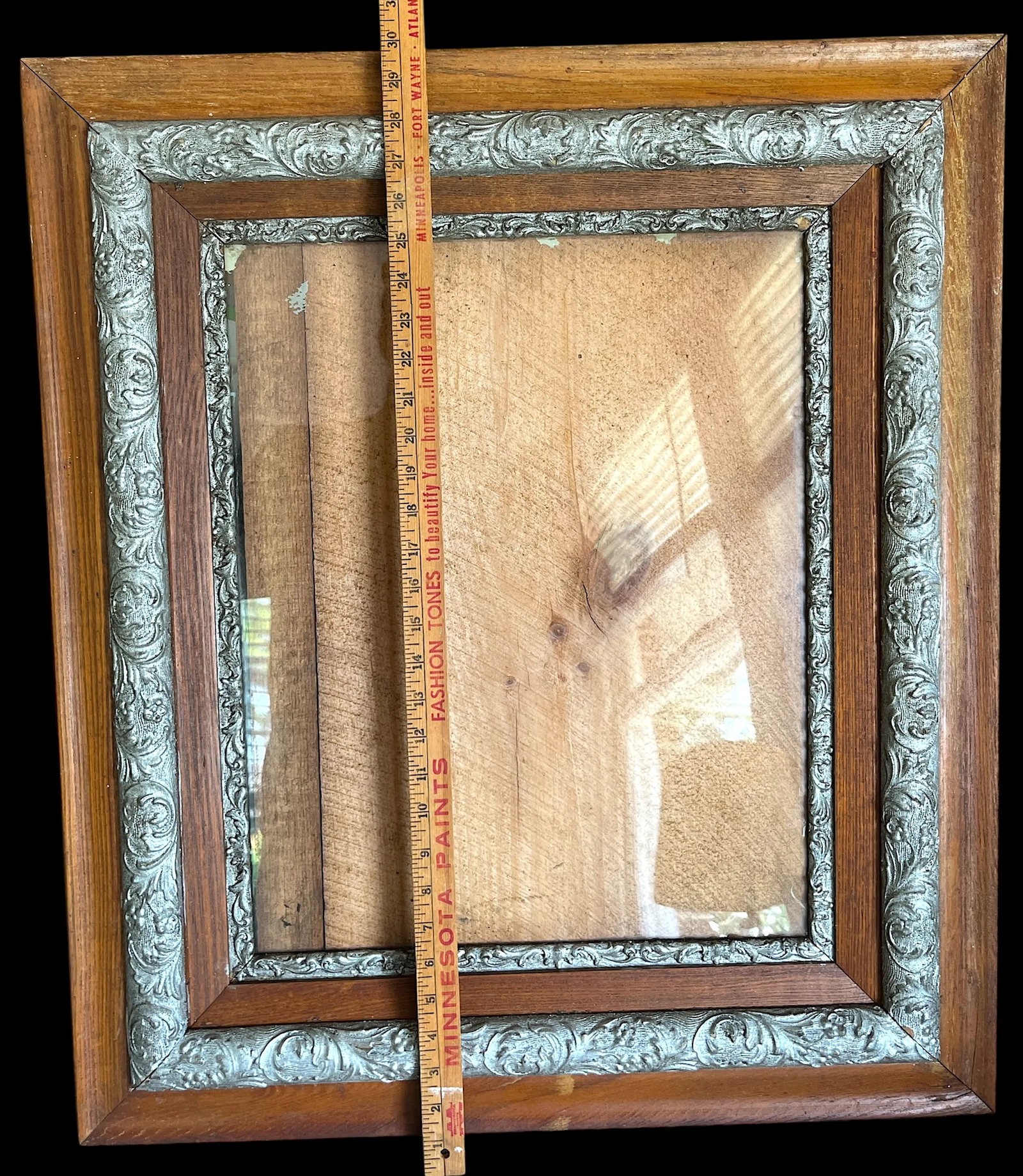 Large 19th Century Antique Wood & Silver Gesso Picture Frame - 5