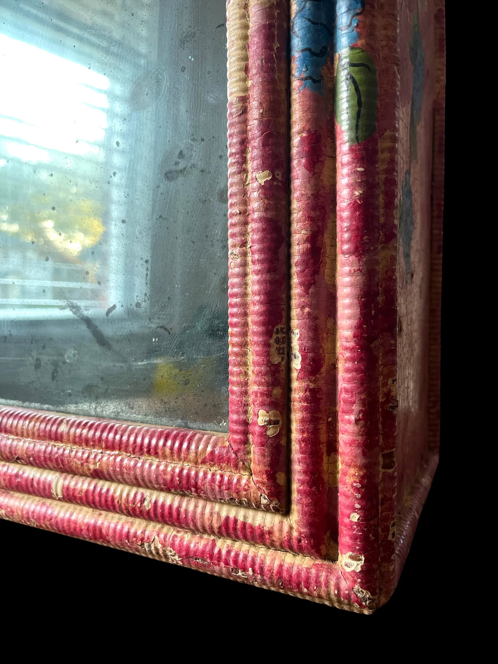 Antique Late 19th Century Hand-Painted Blue Hydrangea Wicker Cabinet With Mirror & Cut Glass Knob - 10