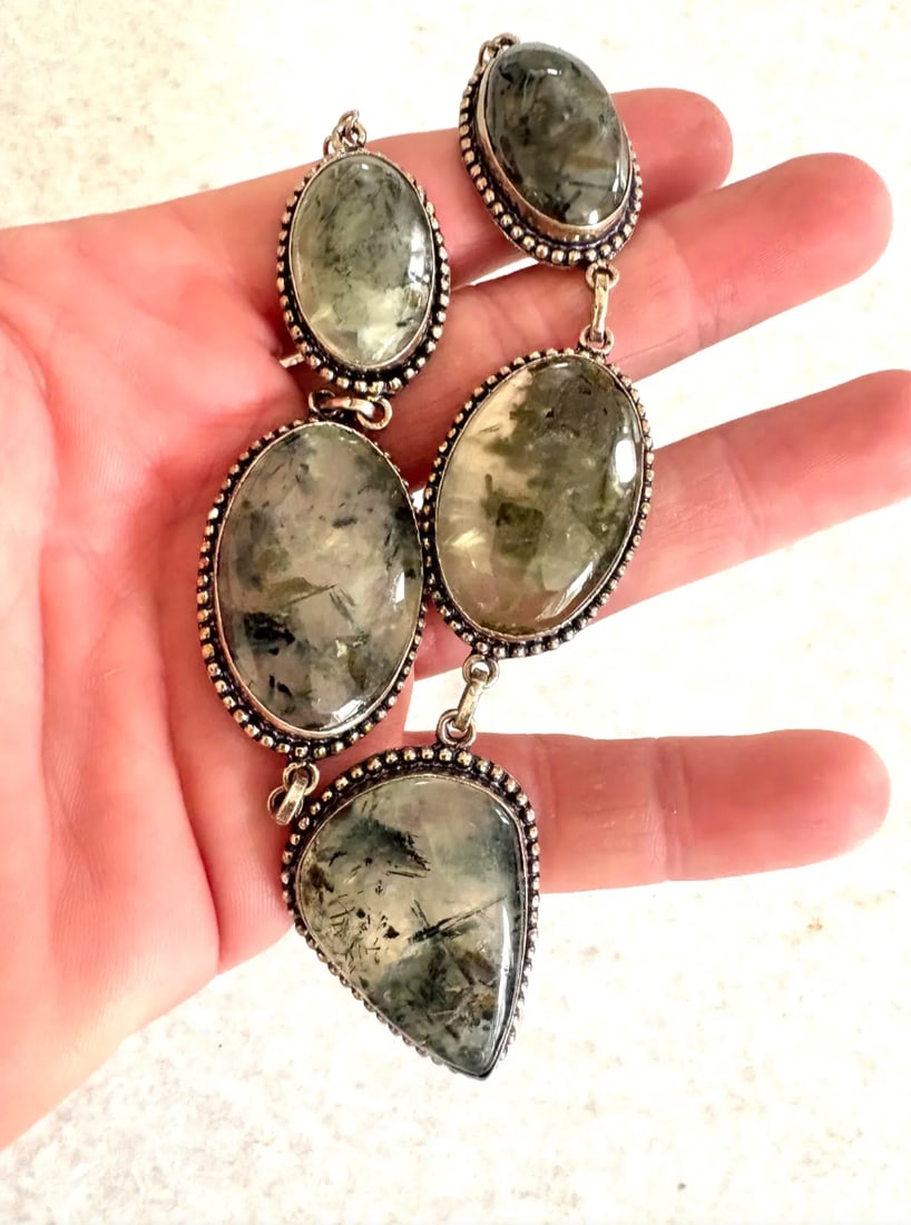 Vintage Prehnite and Sterling Silver Bib Necklace - 2