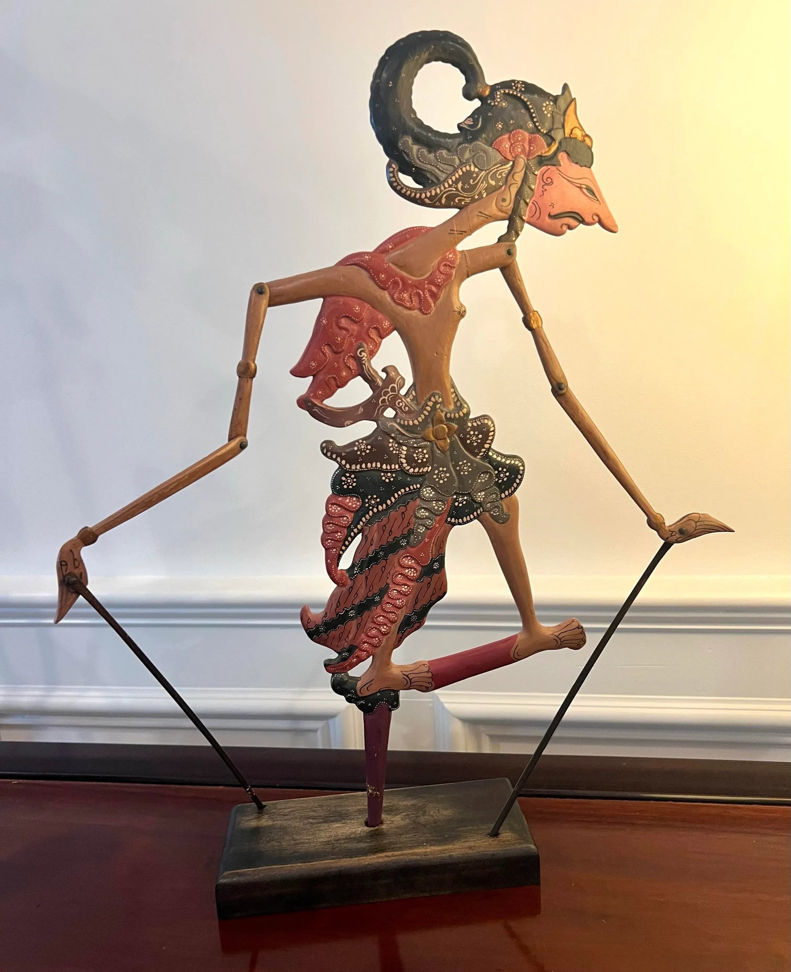 Vintage Indonesian Wayang Golek Hand Painted Puppets - Set of 2 - 2