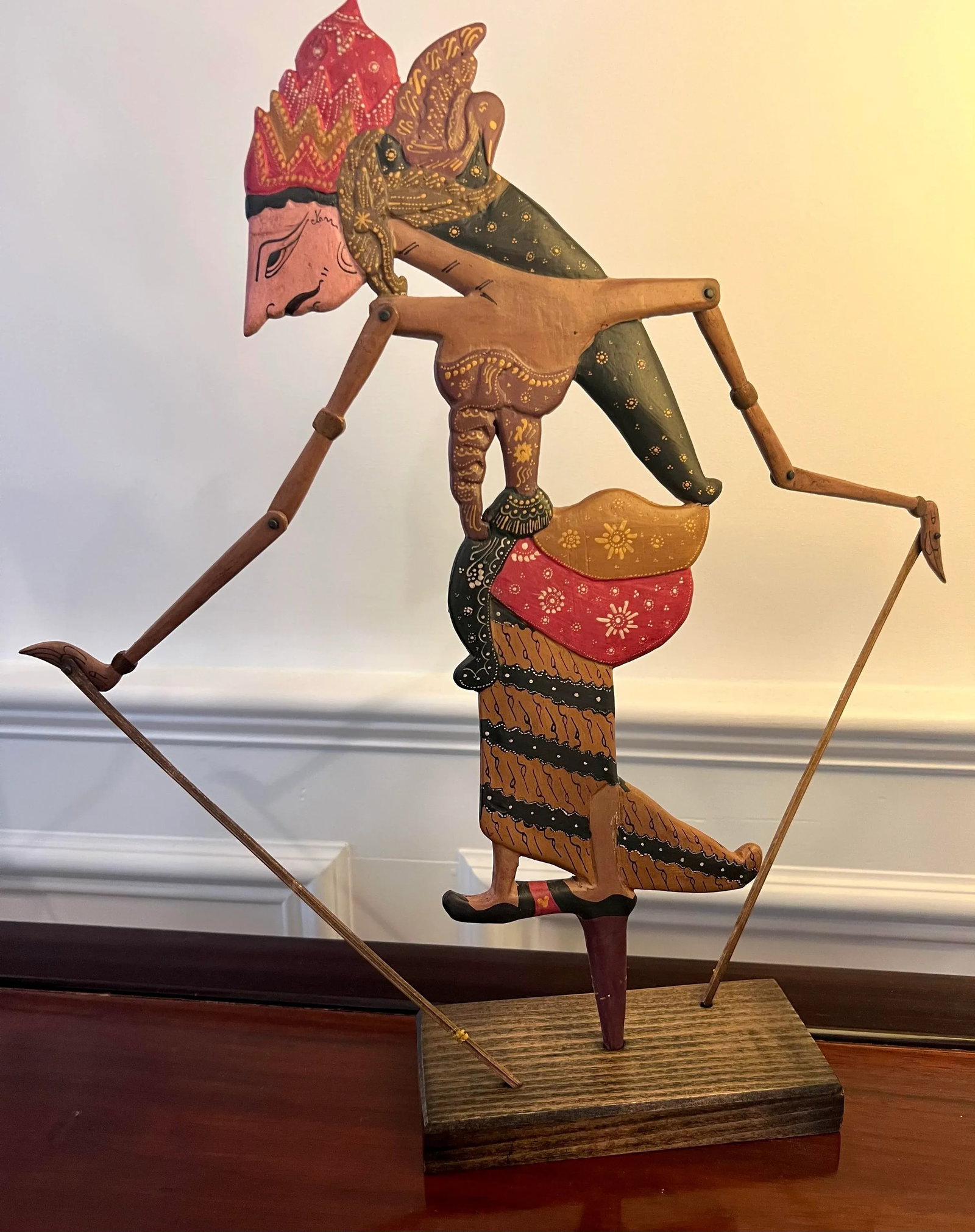 Vintage Indonesian Wayang Golek Hand Painted Puppets - Set of 2 - 5