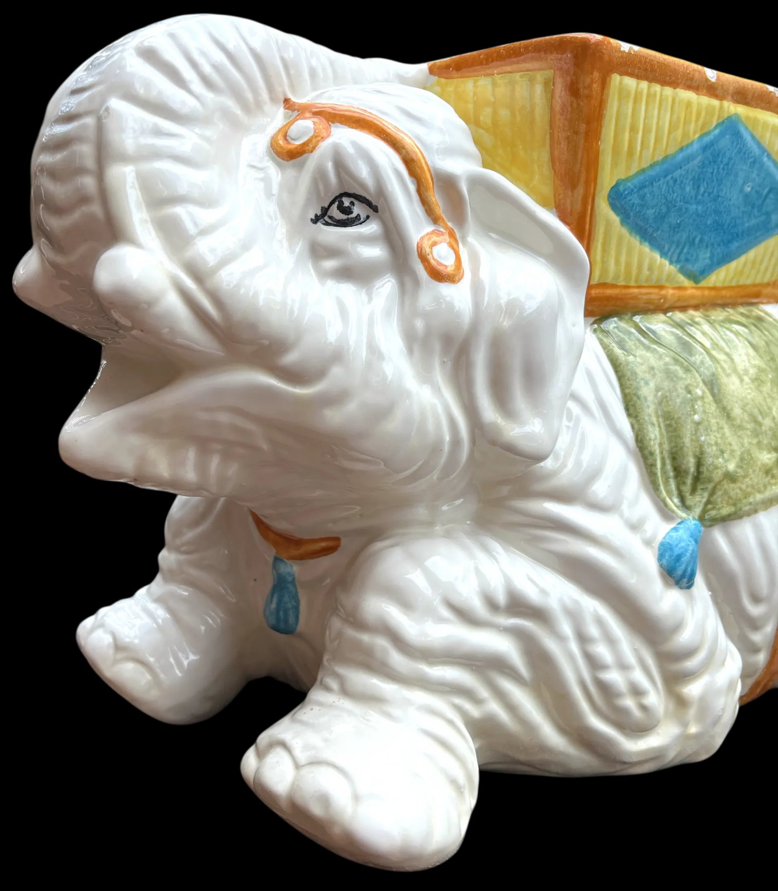 Large 1960s Porcelain Kneeling Elephant Planter by Napcoware Made in Japan - 4