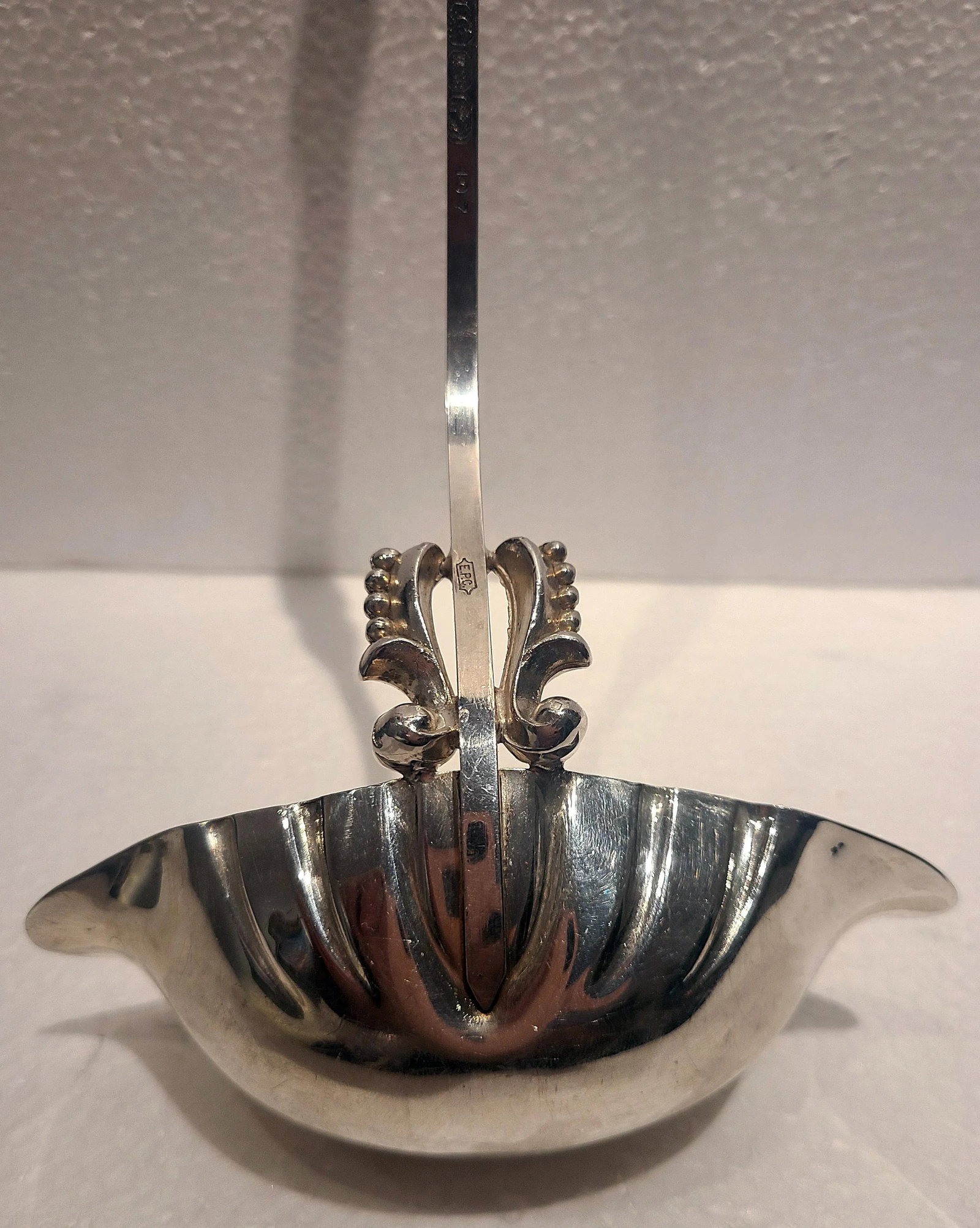 19th Century W. & S. Blackington Silver Plate and Wood Soup or Punch Bowl Ladle - 5