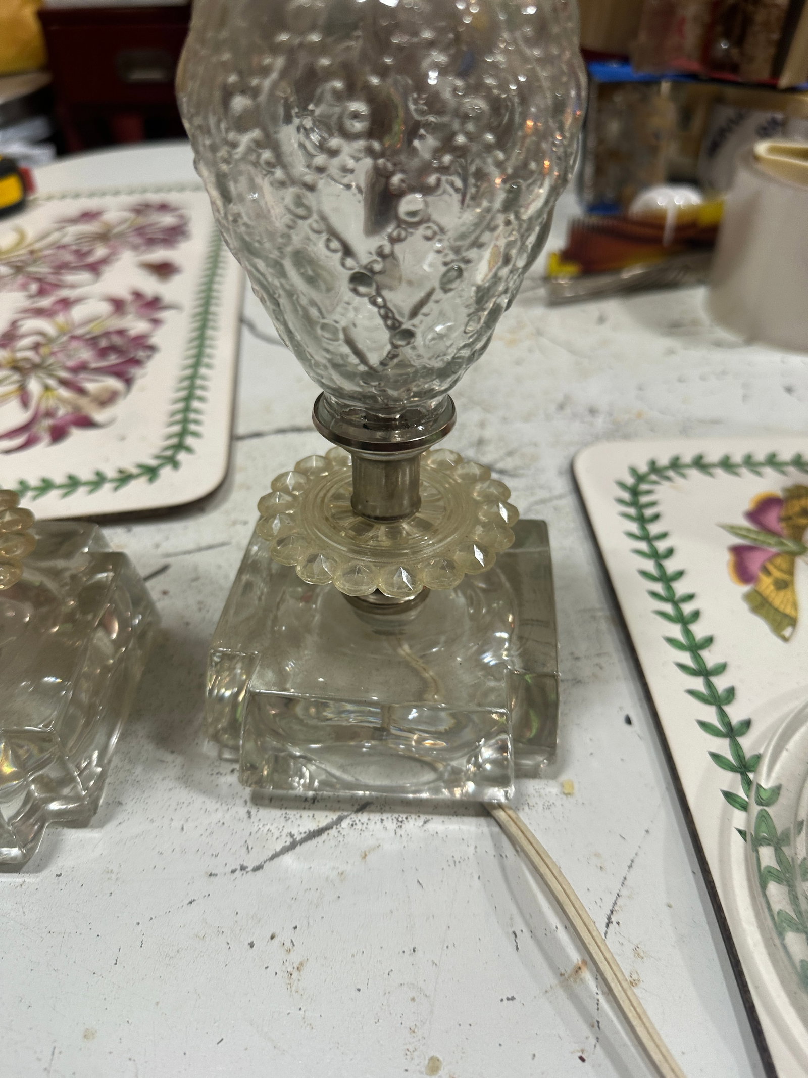 1970s Pair of Vintage Detailed Glass Table Lamps - 6