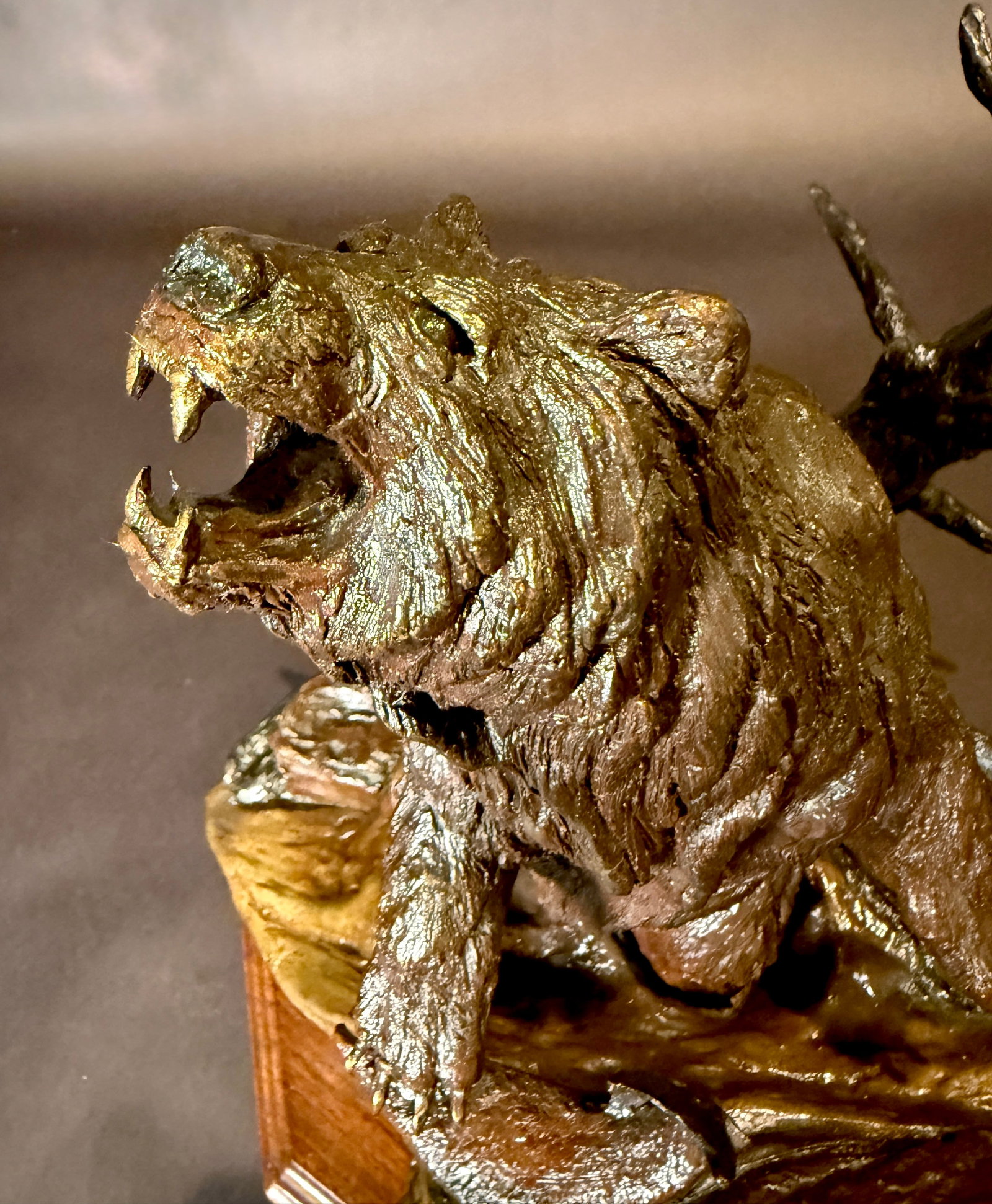 1980s Bronze Roaring Bear by Wally Shoop "No Intruders" Western Wildlife Sculpture - 7