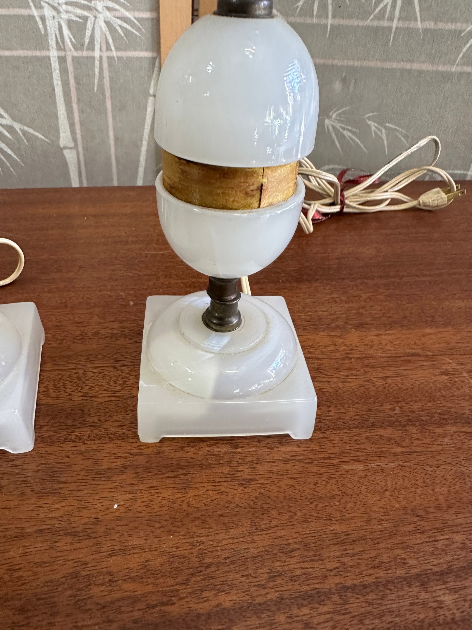 Vintage Pair of Marble Small Table Lamps - 3