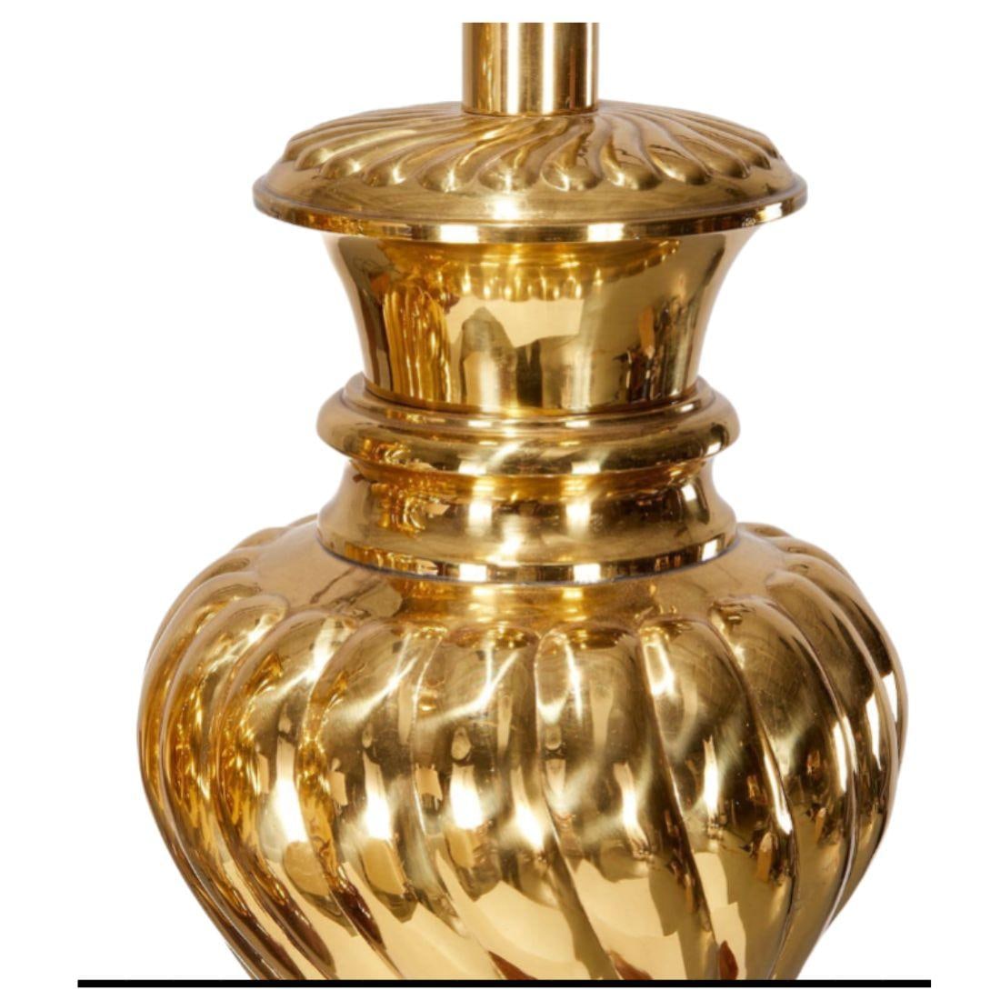 Pair of Hollywood Regency Style Brass Ginger Jar Lamps on Wood Bases - 2
