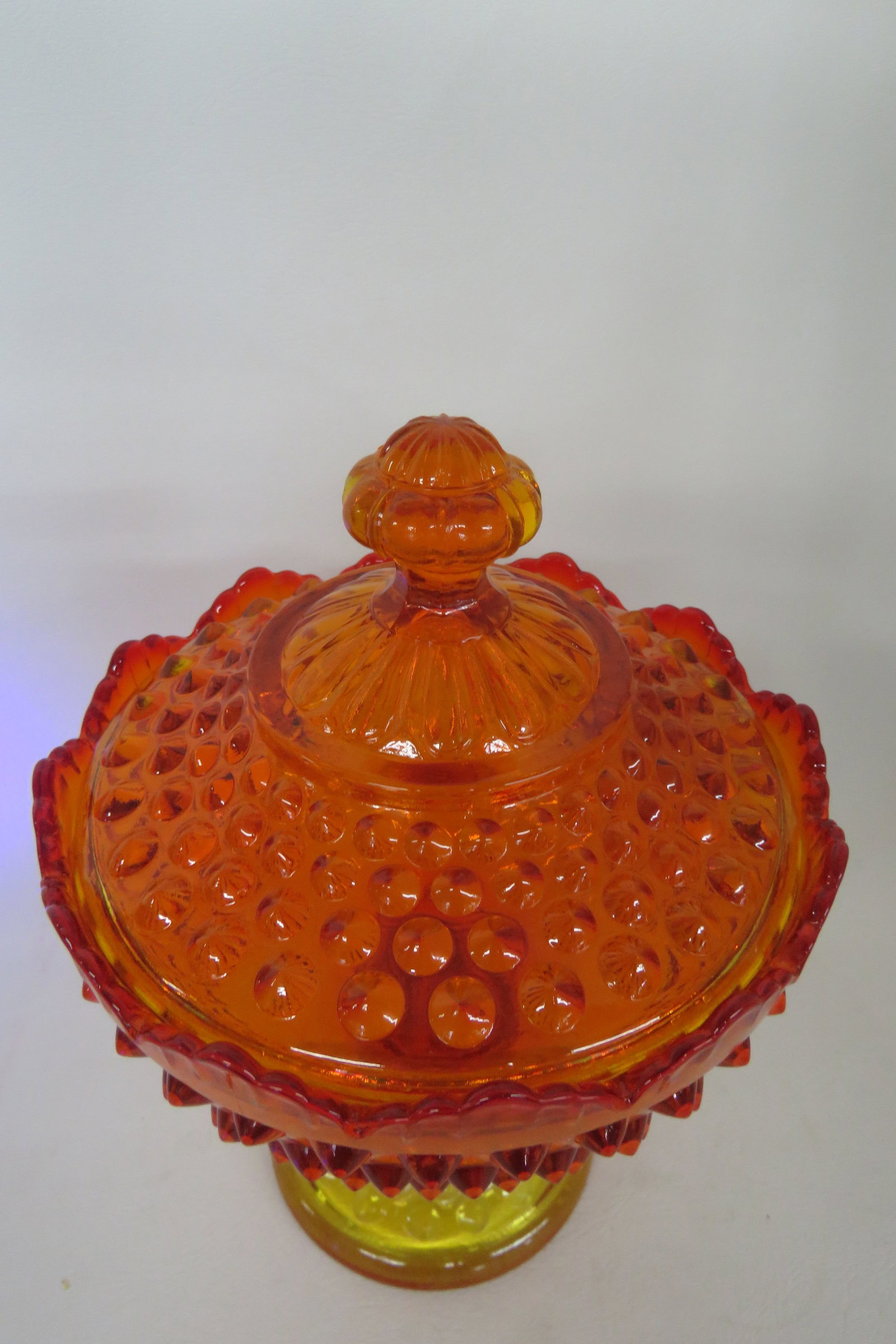 Fenton Amberina Hobnail Style Scalloped Rim Pedestal Covered Candy Dish 4564b - 7
