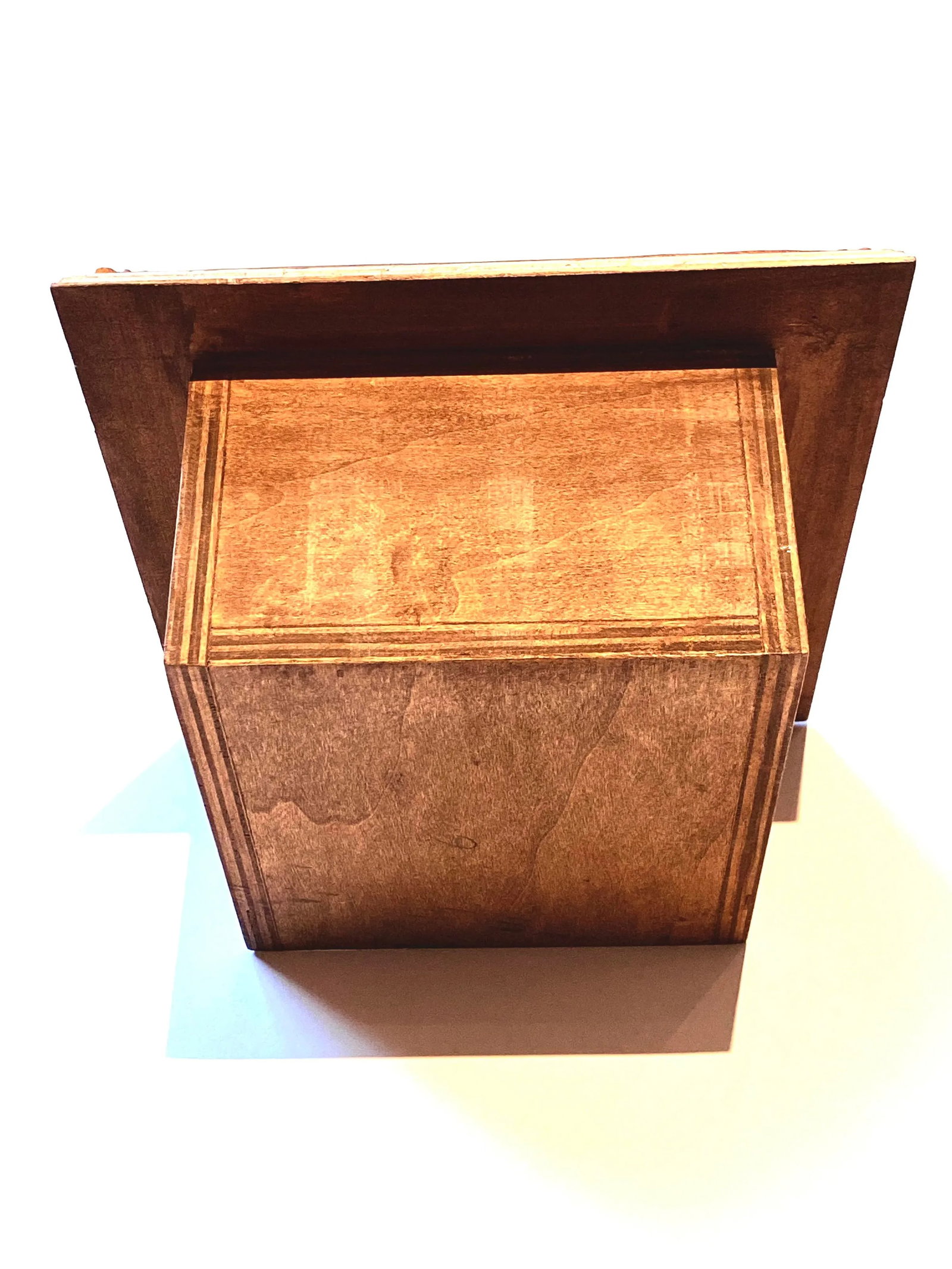 Italian Baroque Style Bathroom Paper Holder "Ferrantino" Antique White & Parcel-Gilt by Judson Roths - 3