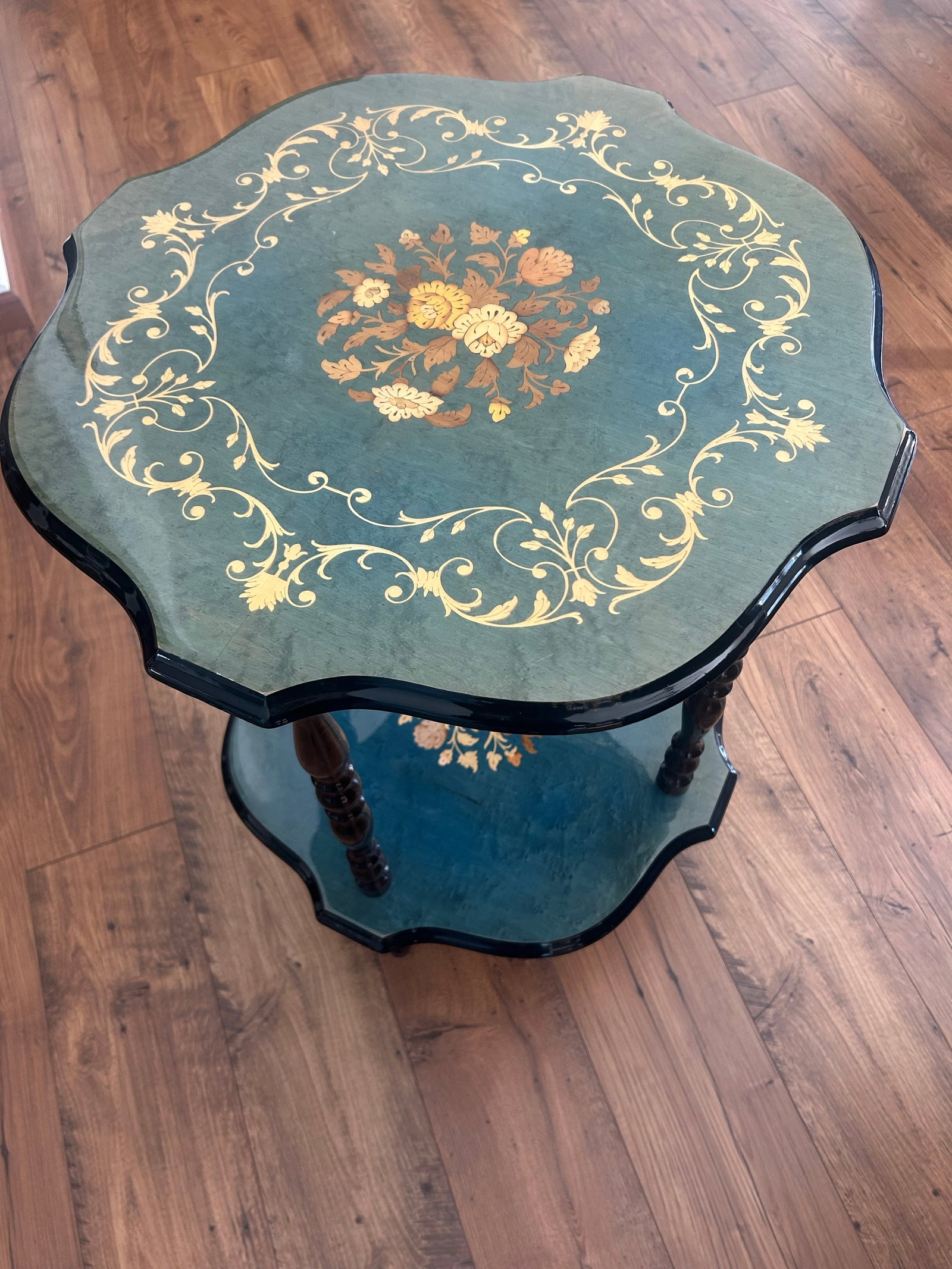 Italian Sorrento Wood Inlay (Marquetry) Tiered Side MCM Table in Mahogany - 9
